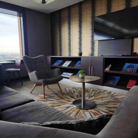 Hilton Doubletree Bogota Salitre Ar Hotel Exterior photo The lounge at the airport