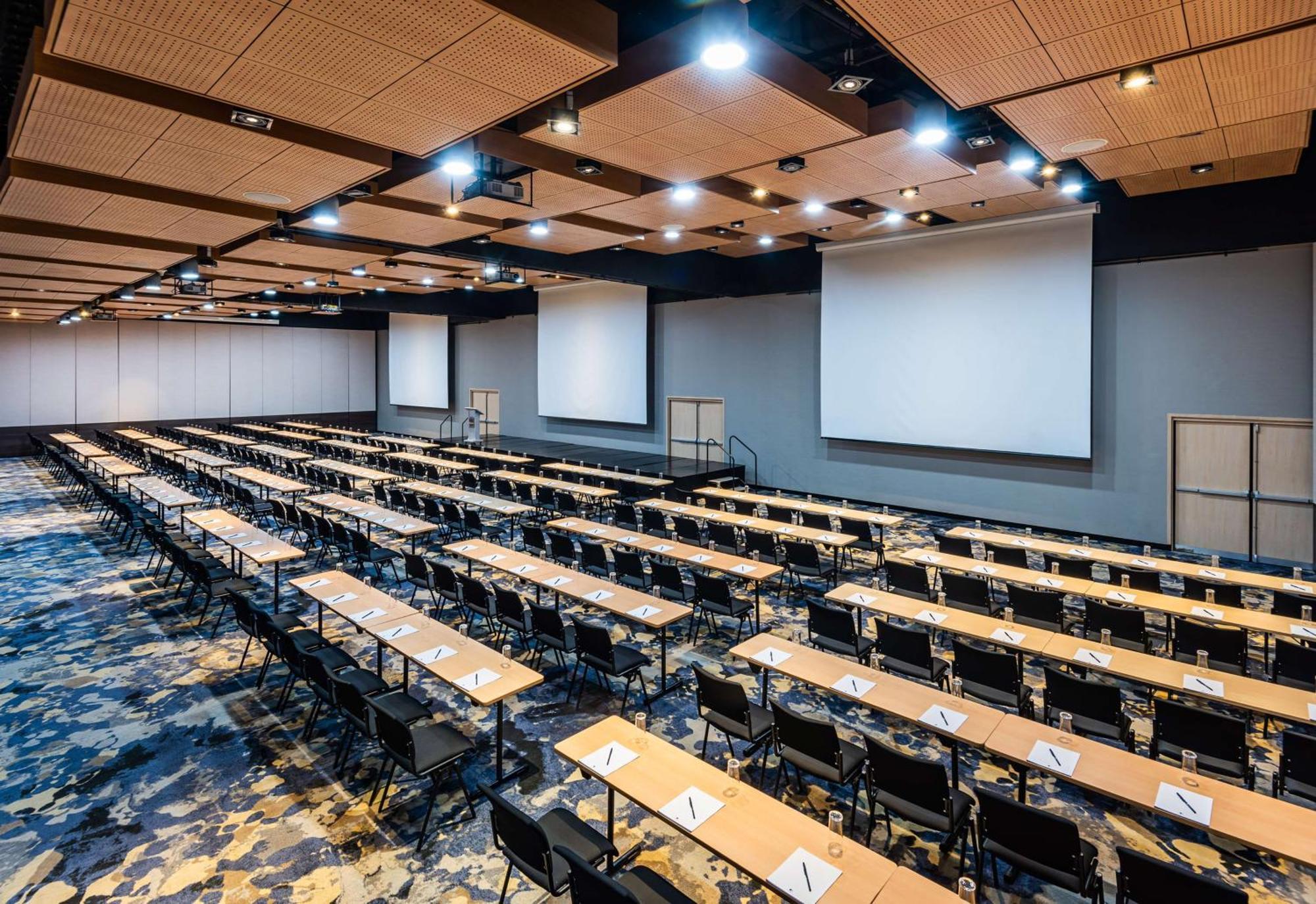 Hilton Doubletree Bogota Salitre Ar Hotel Exterior photo The 2019 World Bank Group-IMF Annual Meetings