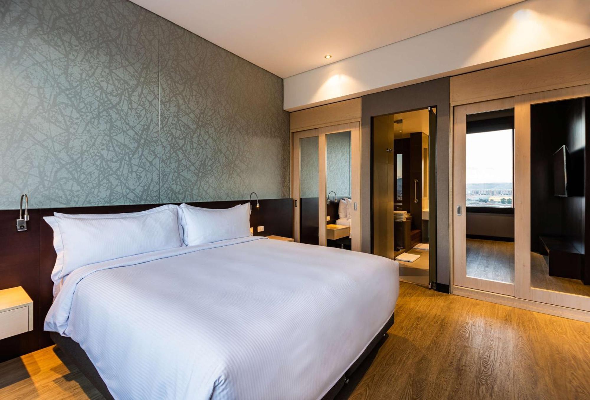 Hilton Doubletree Bogota Salitre Ar Hotel Exterior photo