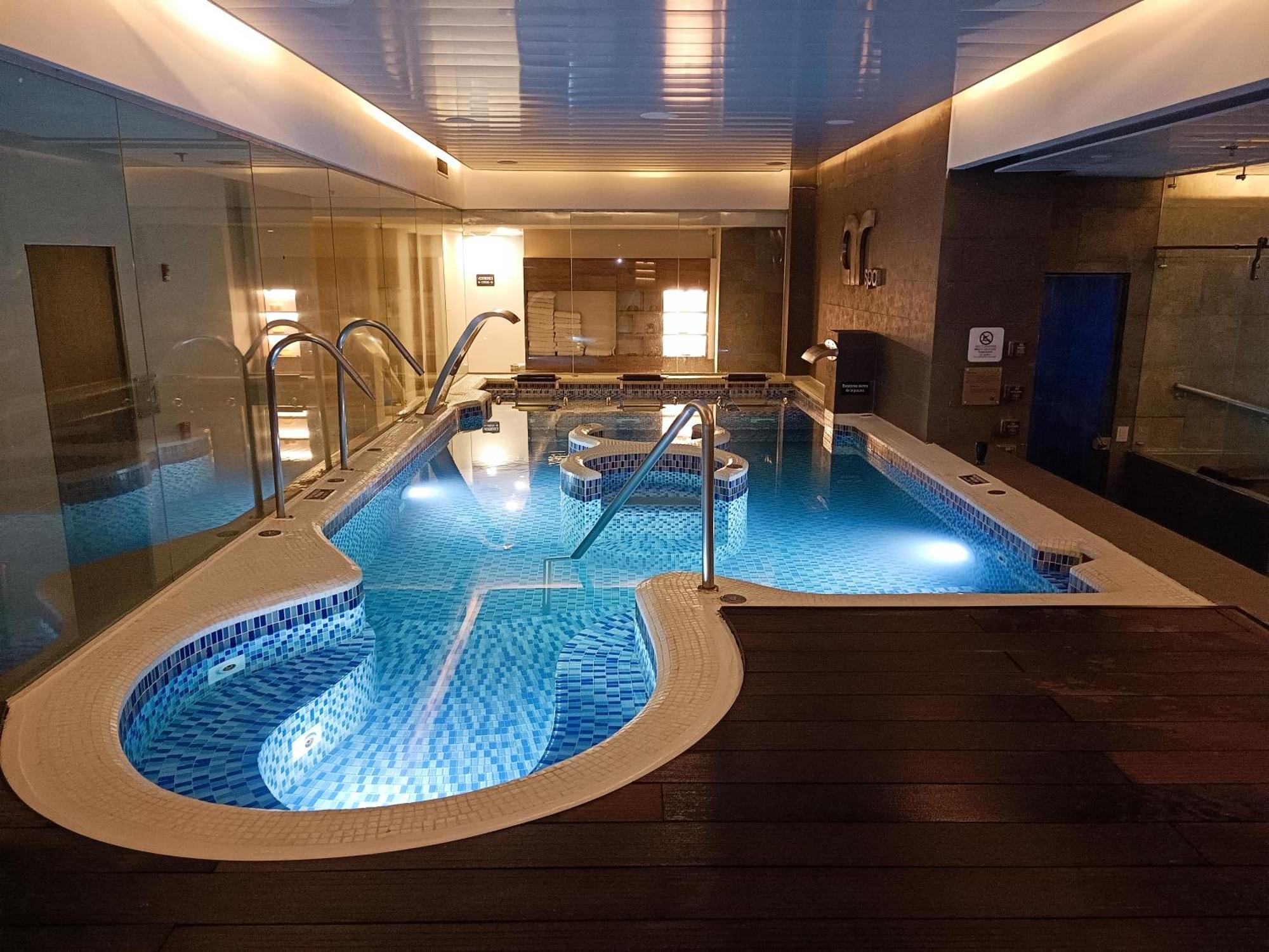 Hilton Doubletree Bogota Salitre Ar Hotel Exterior photo The Solarium on board of MSC Divina