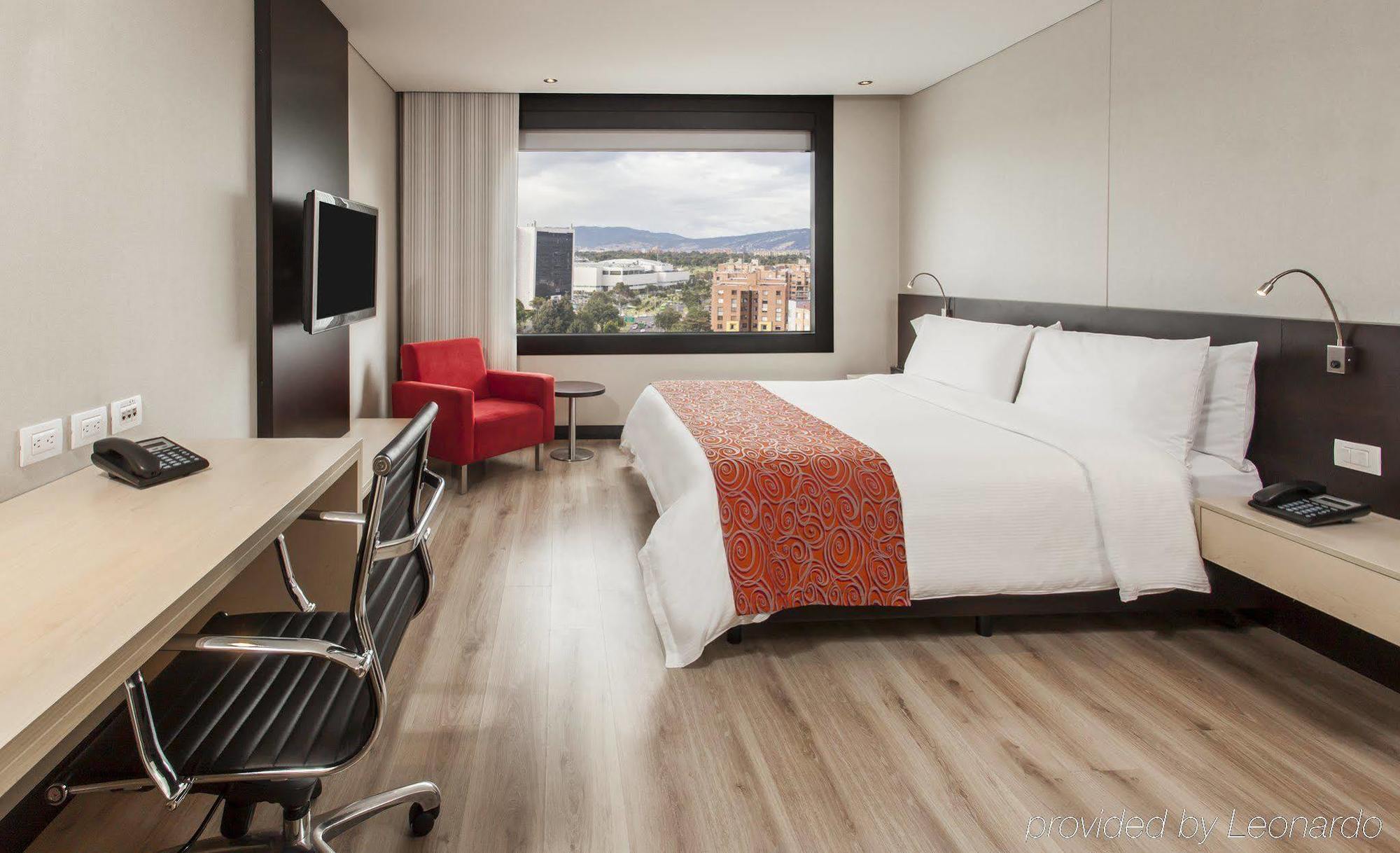 Hilton Doubletree Bogota Salitre Ar Hotel Exterior photo A room at the hotel